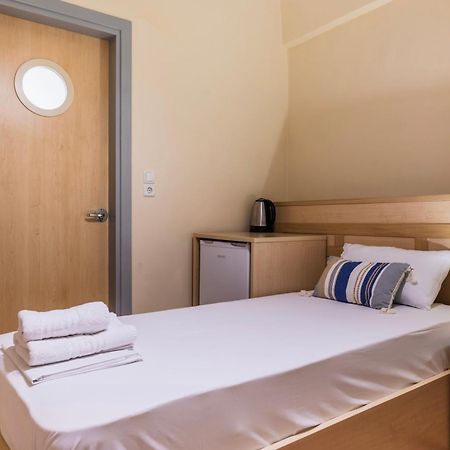 Fontana Luxury Rooms Mytilíni Dış mekan fotoğraf