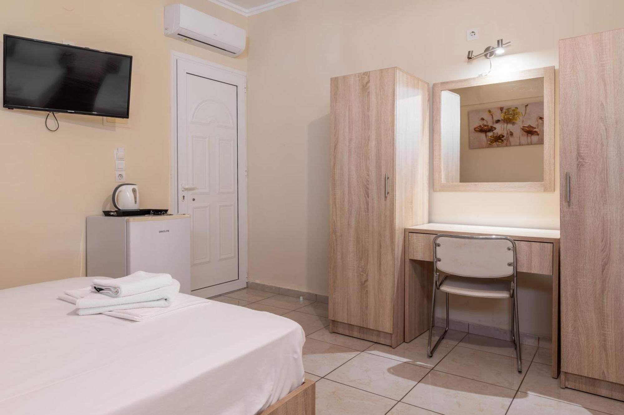Fontana Luxury Rooms Mytilíni Dış mekan fotoğraf